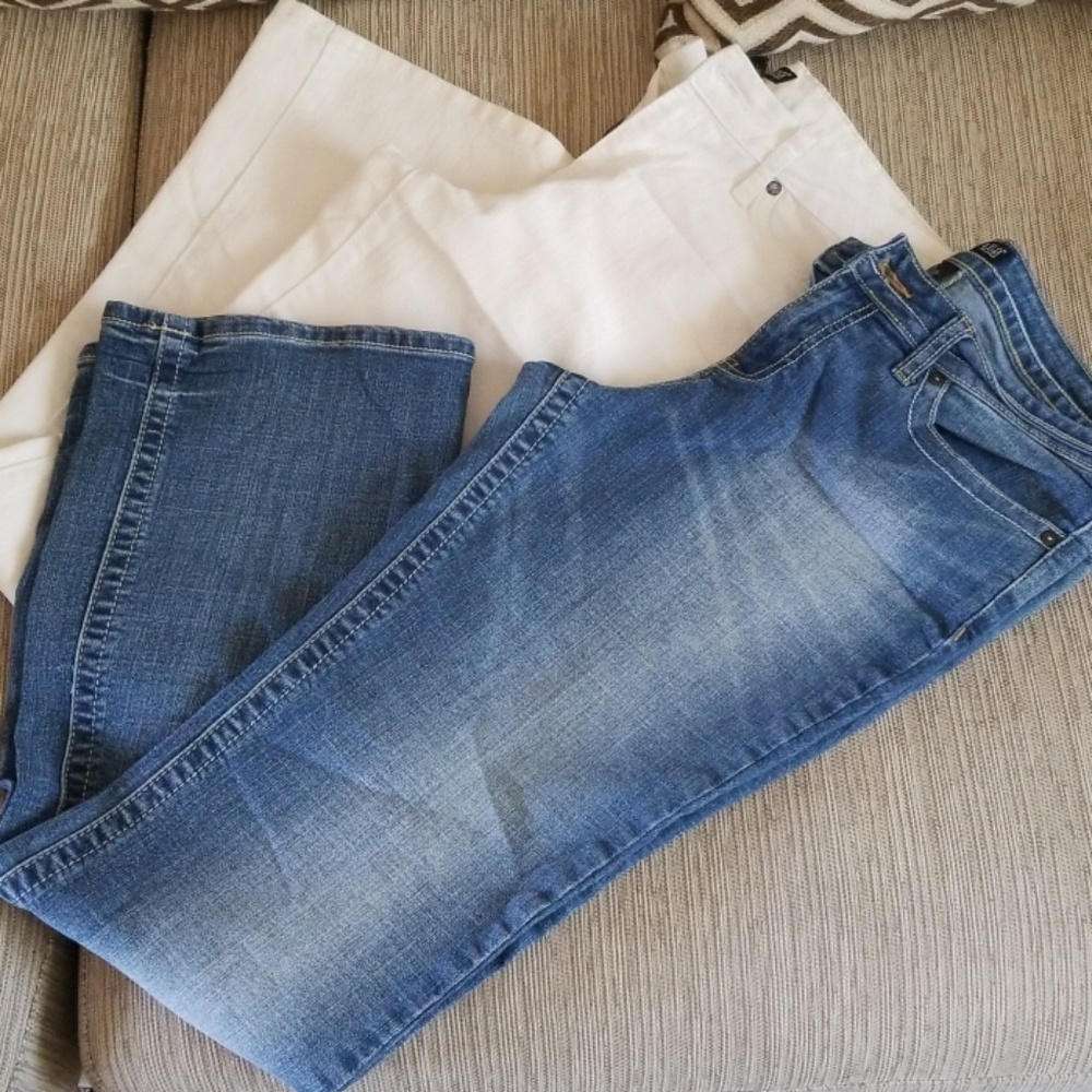 A.N.A size 10 blue and white jeans